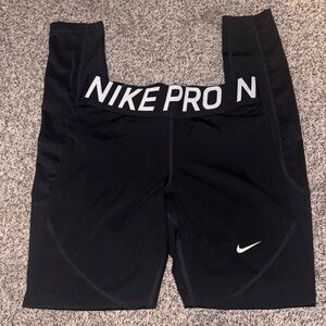 Nike Pro Women’s Black Leggings